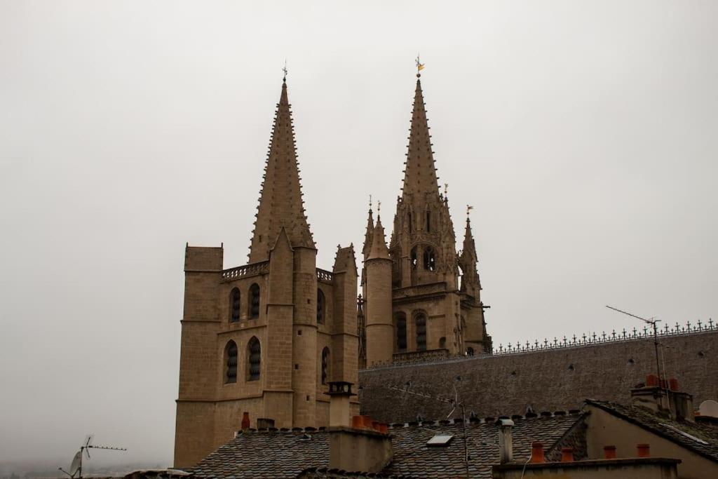 Apartament Le Fontaine - Hyper Centre - Vue Cathedrale - Wifi Mende Zewnętrze zdjęcie